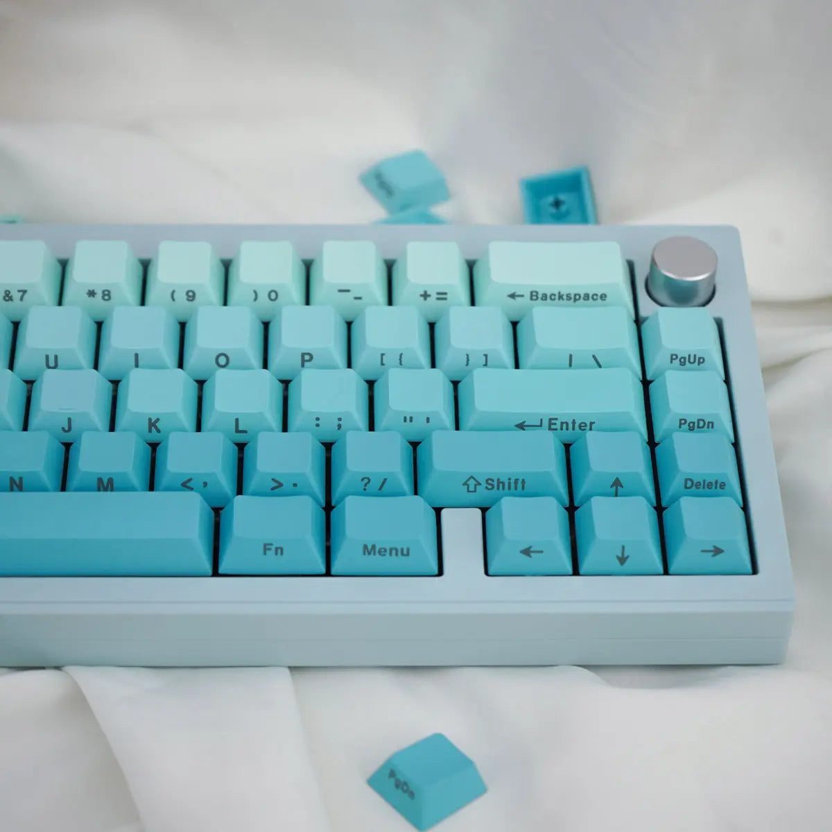 Gradient Cyan Side Engraved Keycaps (Cherry Profile)