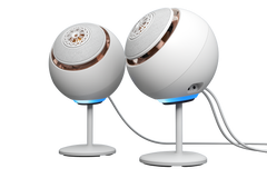 Creative Pebble Nova (White)